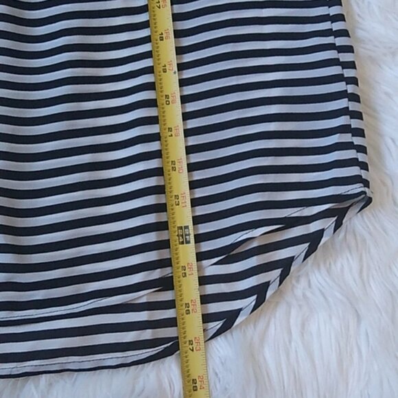 NWOT EXPRESS Striped Pullover Casual Top - Picture 10 of 11
